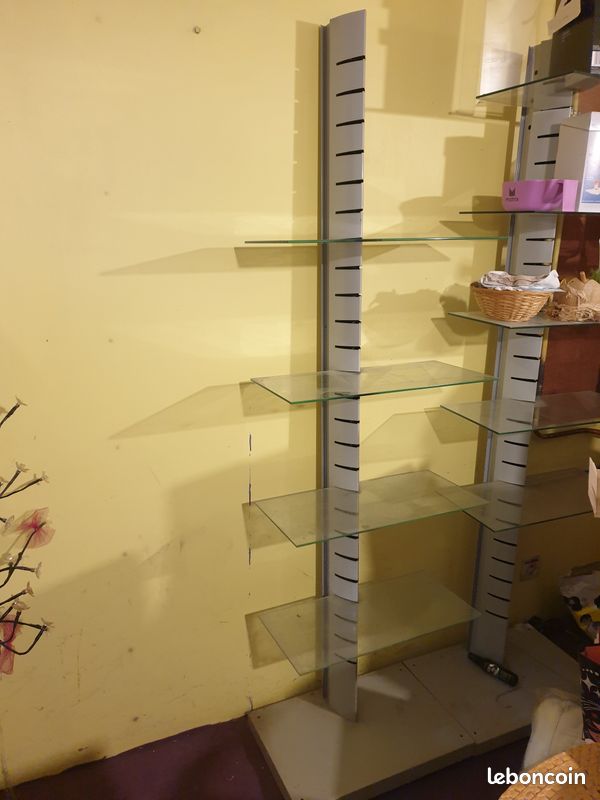 Vitrine, étagères (image 2)