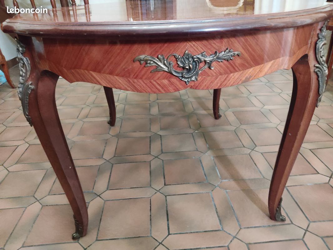 Table de salle à manger Louis XV en bois de rose (image 4)
