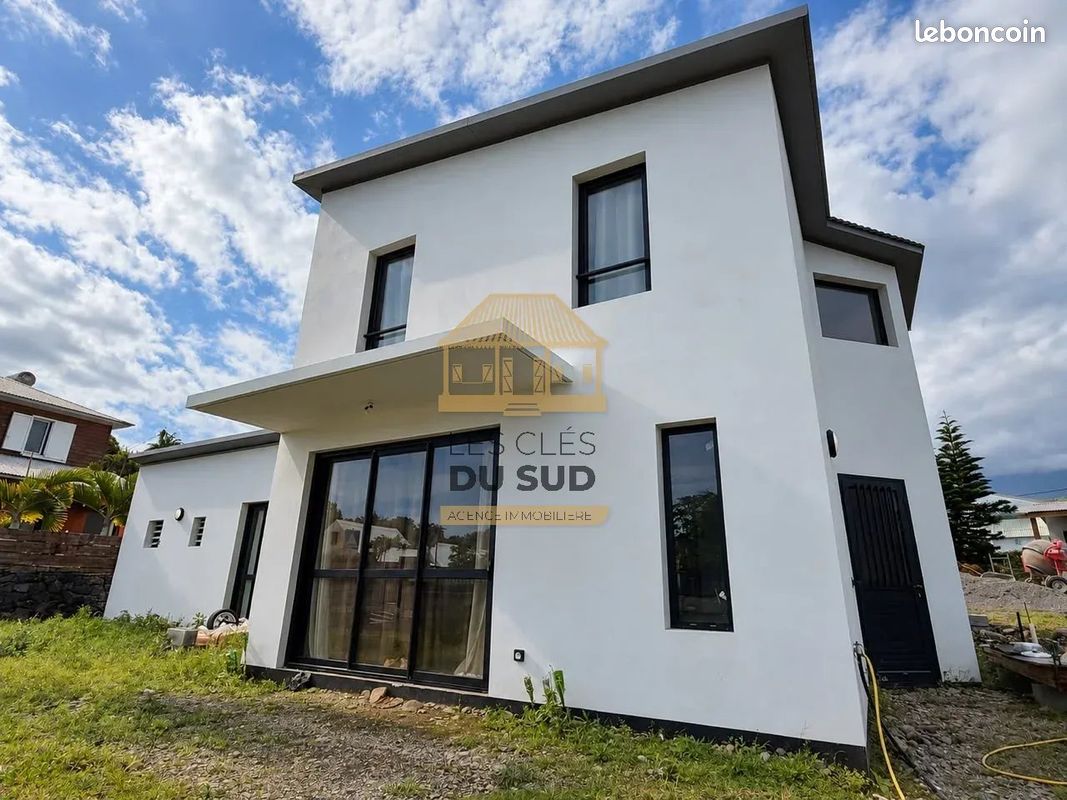 Maison 4 pièces 100 m² · à Saint-Joseph · 100 m² · 249 000 €