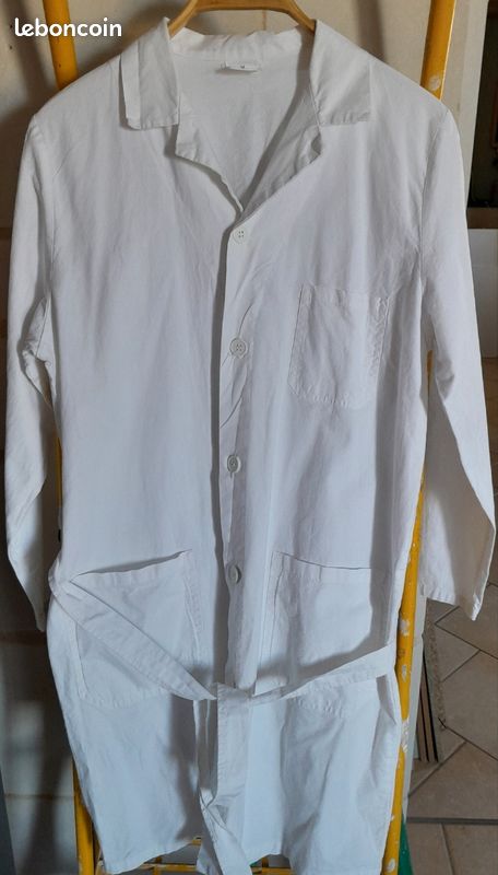 Blouse étudiant ou lyceen (image 1)