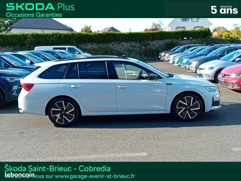 Skoda Octavia Combi 2.0 TDI SCR 150ch Sportline DSG7 (image 35)
