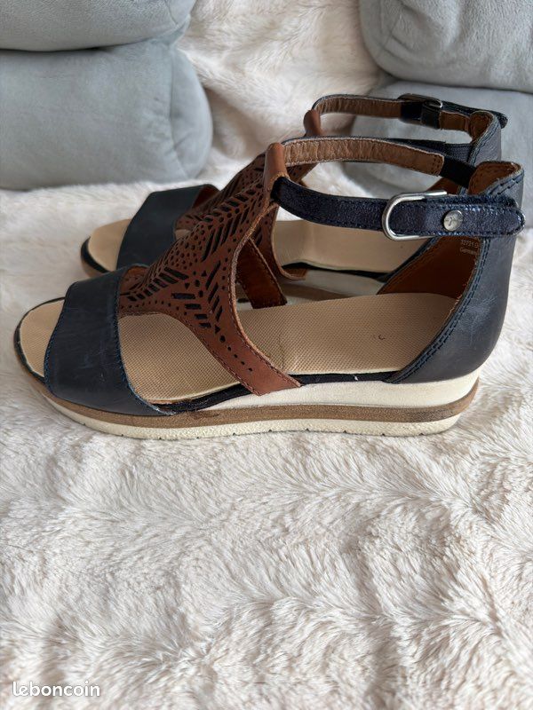 Chaussures ouvertes (image 2)