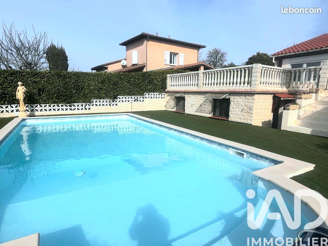 Maison 7 pièces 200 m² · à Drémil-Lafage · 200 m² · 410 000 €