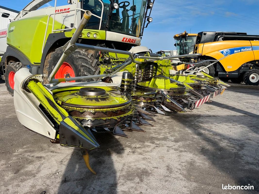 Claas ORBIS 750 3T (image 2)