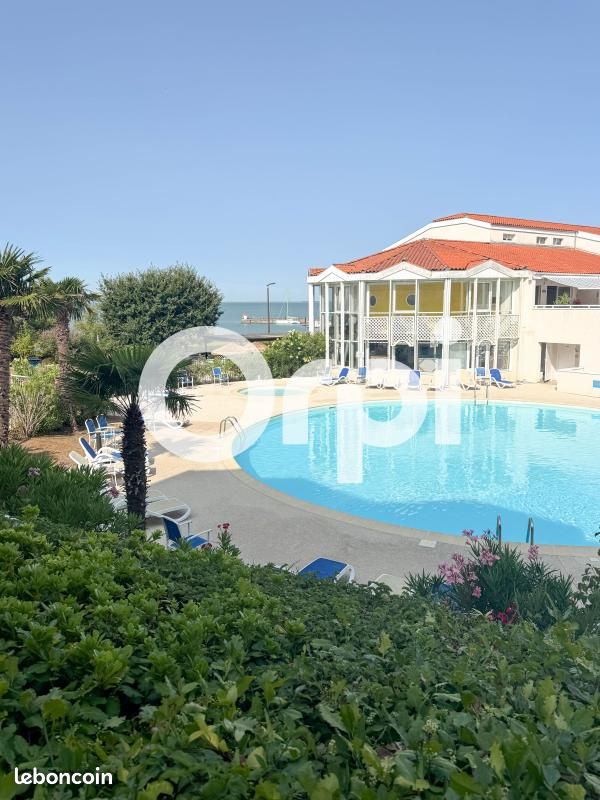 Appartement 1 pièce 35 m² · à Fouras · 35 m² · 180 000 €