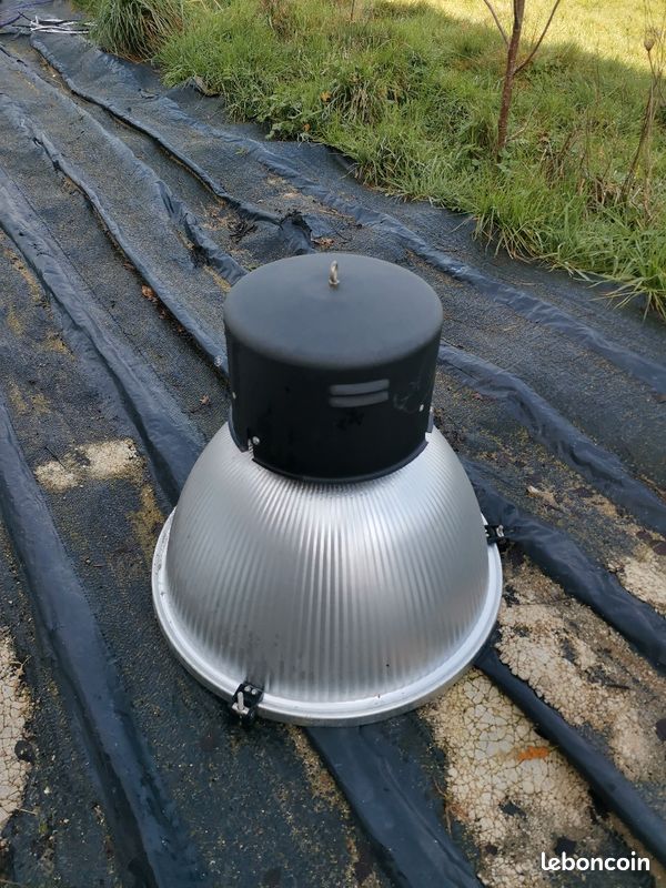Lampes industrielles vintage (image 3)