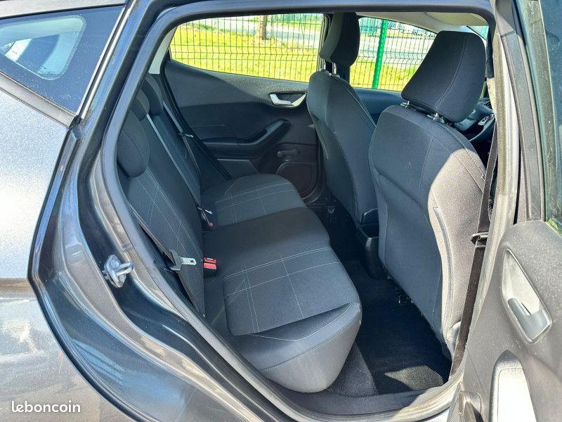 Ford FIESTA 1.5 TDCI 85CH CONNECT BUSINESS 5P (image 21)