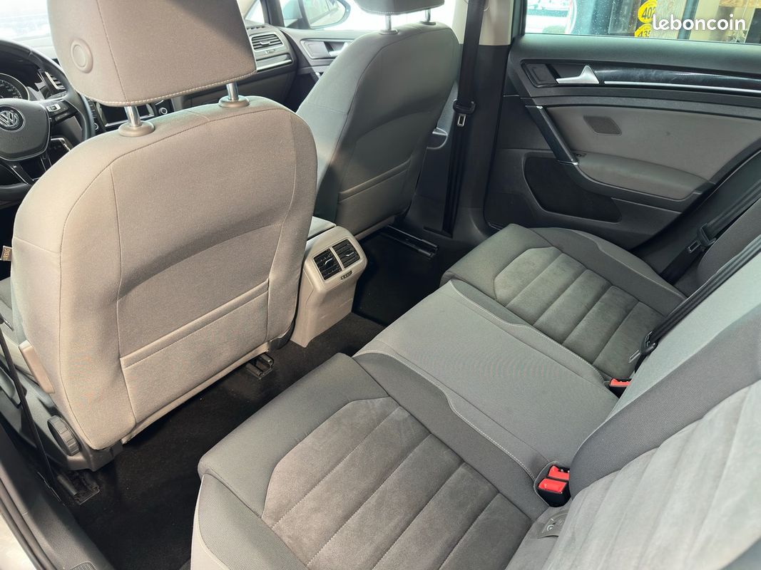 Volkswagen Golf 140cv TSI Carat Boite auto (image 13)