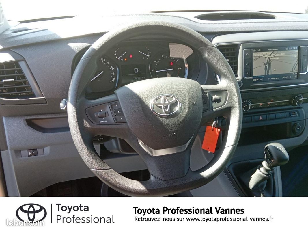 Toyota PROACE Combi Long 1.5 120 D-4D Dynamic MY20 (image 7)