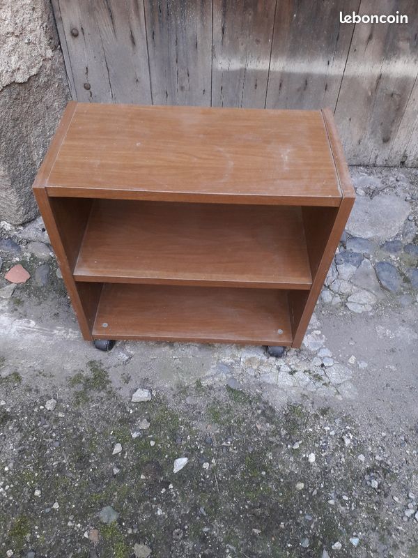 Petite étagère sur roulette (image 1)