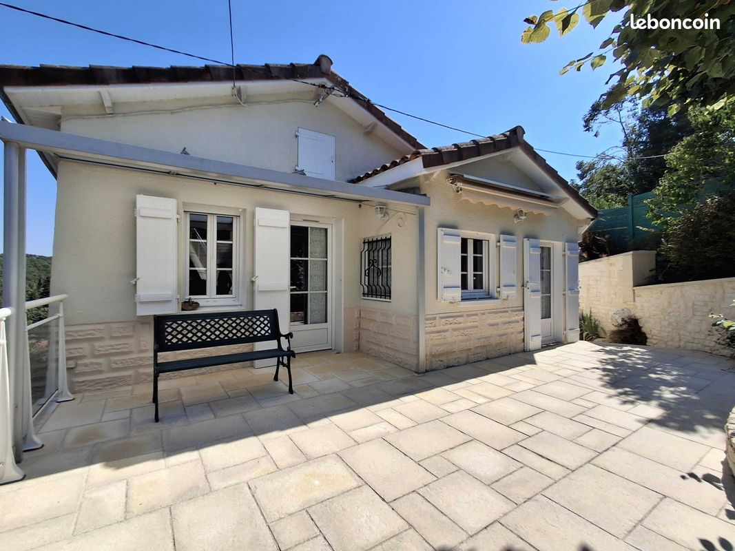 Maison 6 pièces 86 m² · à Cellefrouin · 86 m² · 173 250 €