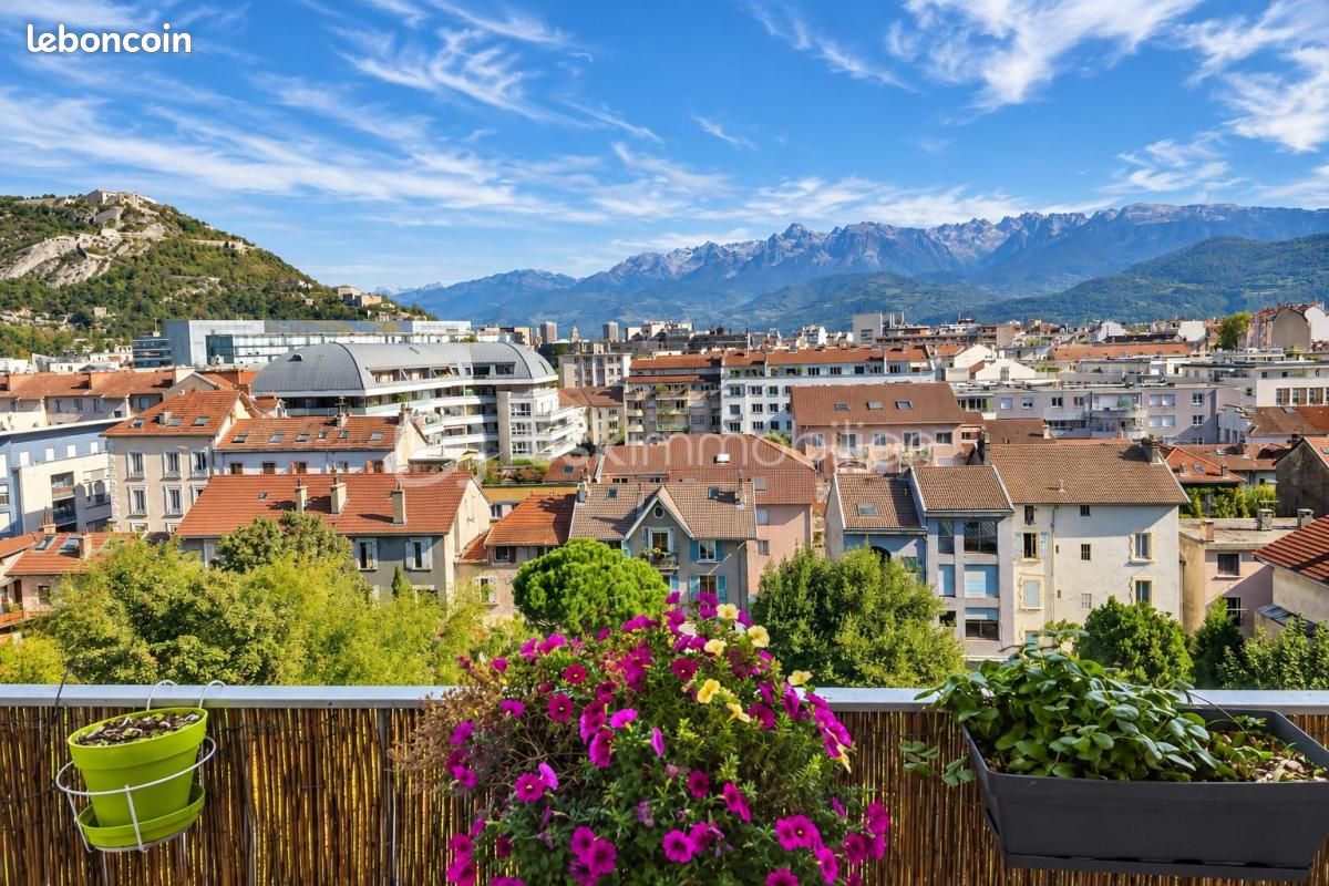 Appartement 3 pièces 96 m² · à Grenoble · 96 m² · 275 000 €