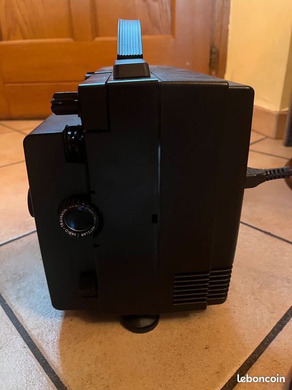 Projecteur De Films Eumig S931 Supersound - Occasion état Fonctionnel