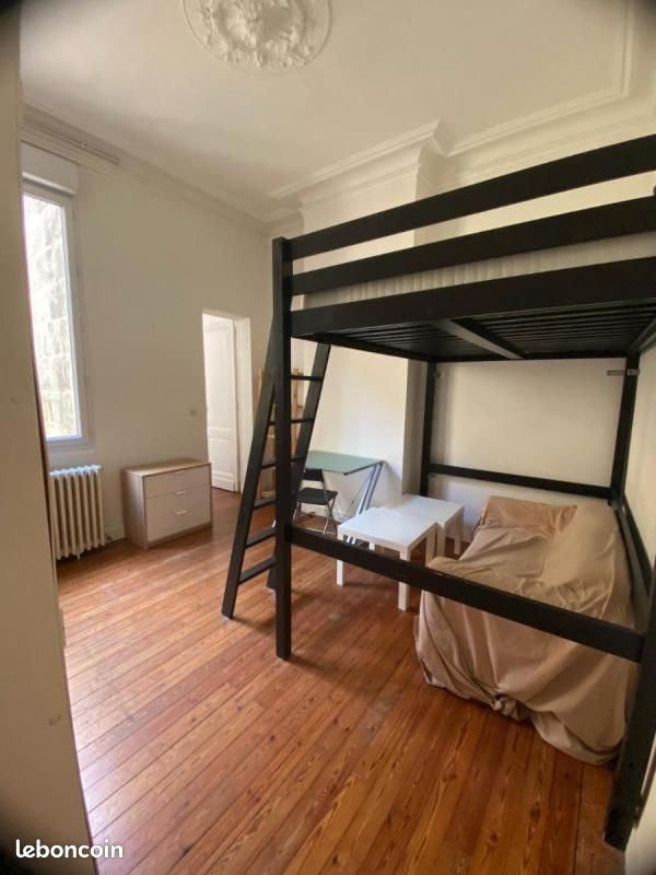 Appartement 1 pièce 24 m² - Bordeaux 33800 (image principale 0)