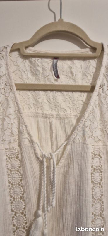 T-shirt (image 2)