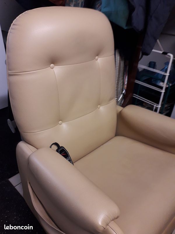 Fauteuil (image 1)