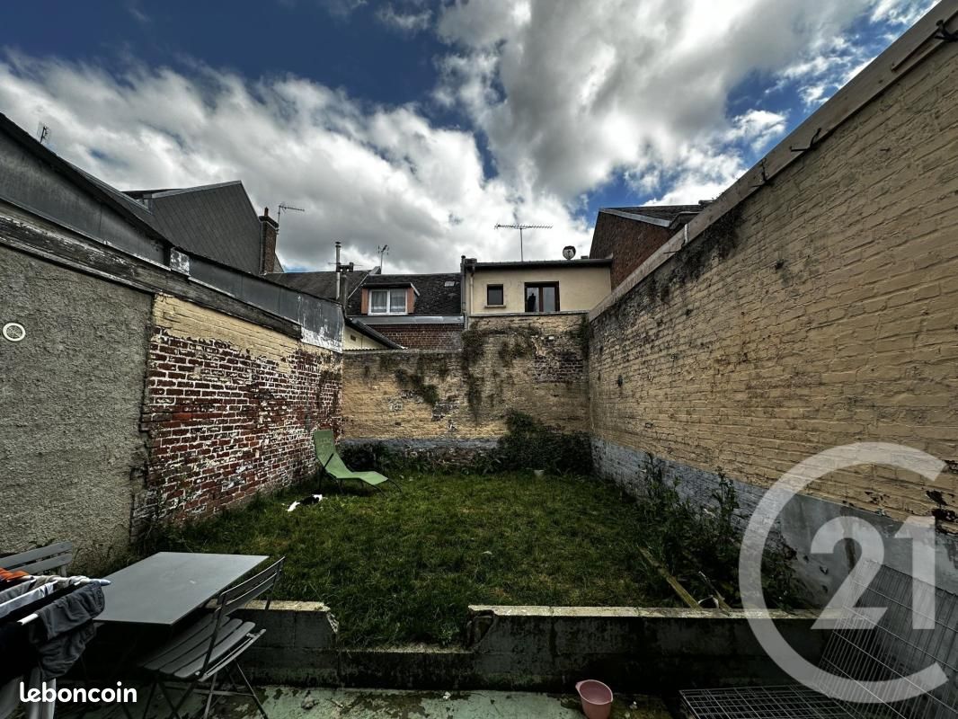 Appartement 2 pièces 45 m² · à Saint-Quentin · 45 m² · 550 €