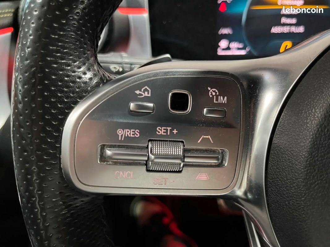 MERCEDES CLASSE A 220 d 8G-DCT AMG Line/ EDITION (image 12)
