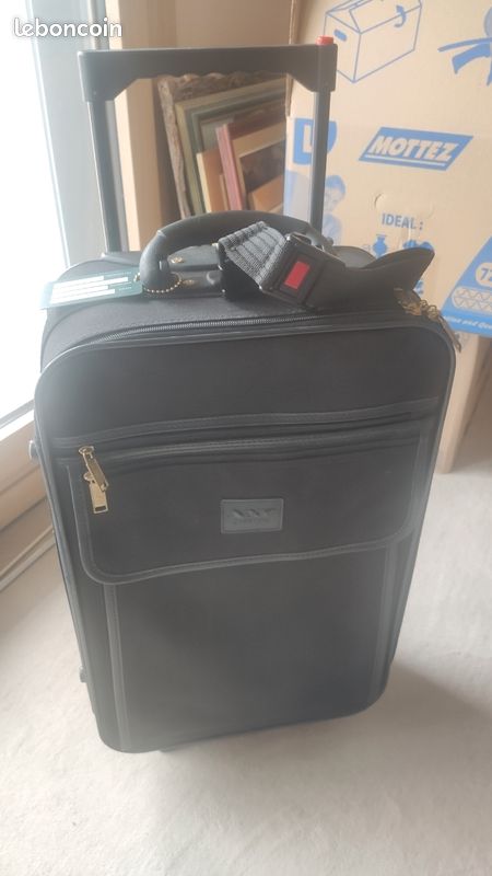 Valise à roulettes NXT Carry on noire en tissu, moyen format TBE (image 2)