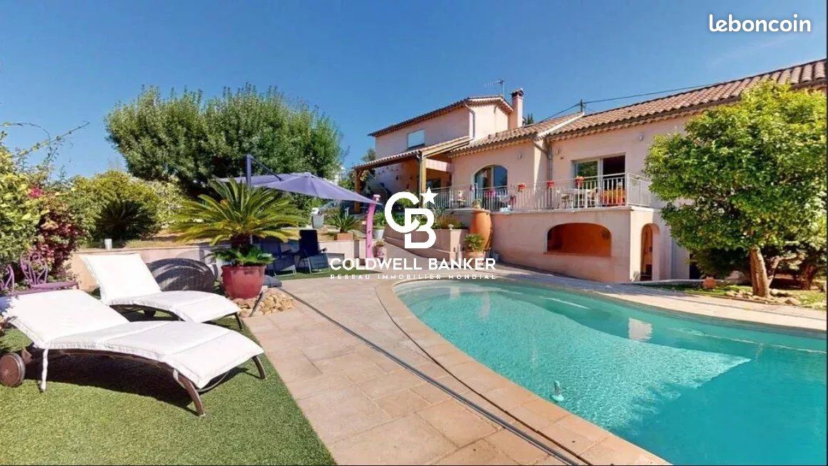 Maison 8 pièces 147 m² · à Fréjus · 147 m² · 850 000 €