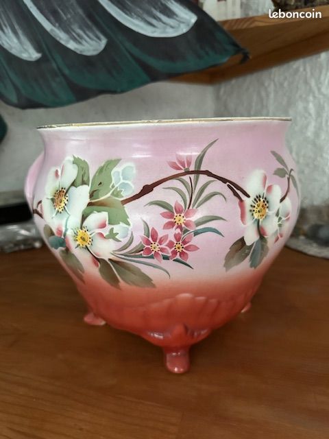 Cache pot en céramique ancien (image 1)