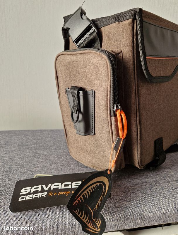 Sac Bandoulière Pour Pêche Aux Leurres (occasion, état Correct)