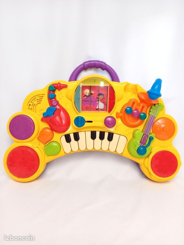 VTech - Mon Super Piano des Découvertes - Jouet Musical 3 en 1 - Clavier Piano Bébé Inclinable avec 3 Partitions de Musique et 2 Hochets Instruments - Cadeau Bébé Dès 9