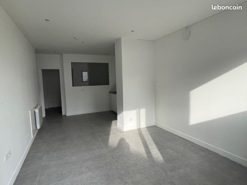 Appartement a louer mantes-la-ville - 2 pièce(s) - 35 m2 - Surfyn