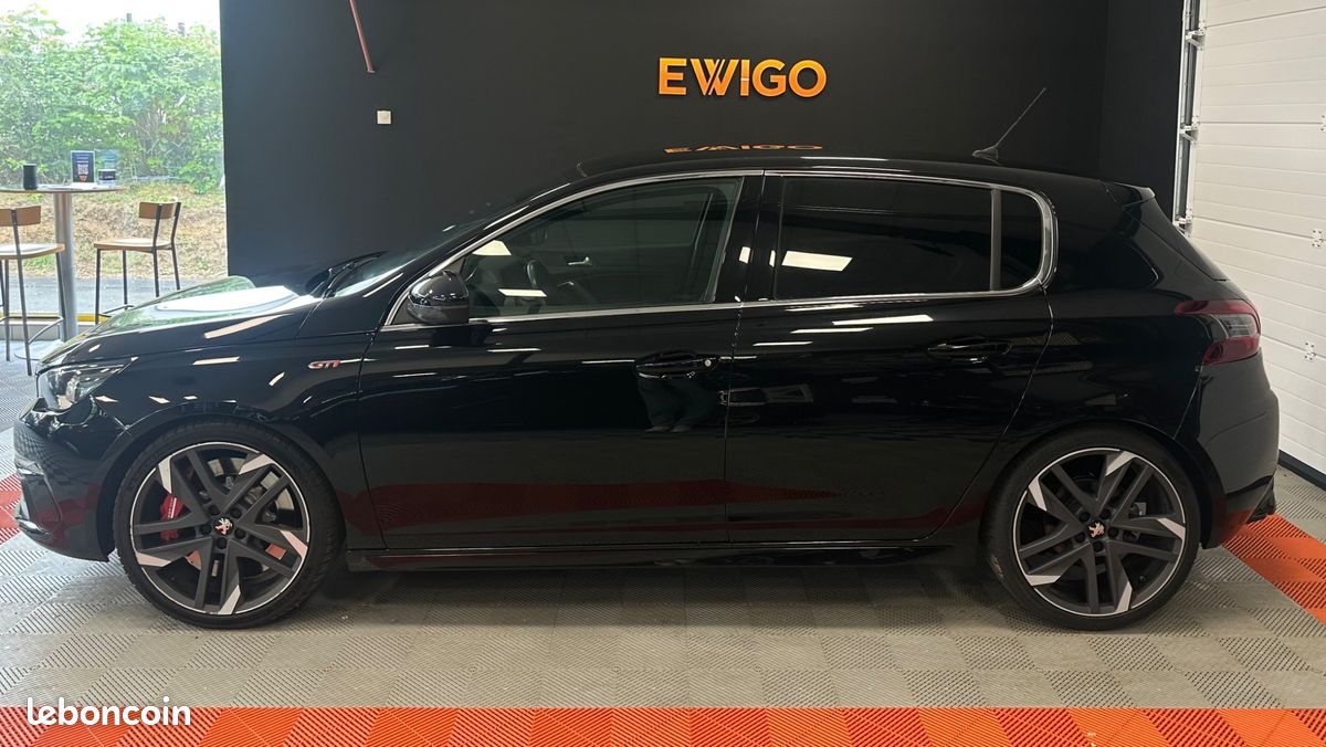 PEUGEOT 308 GTI 1.6 THP 270 by Peugeot Sport (image 2)