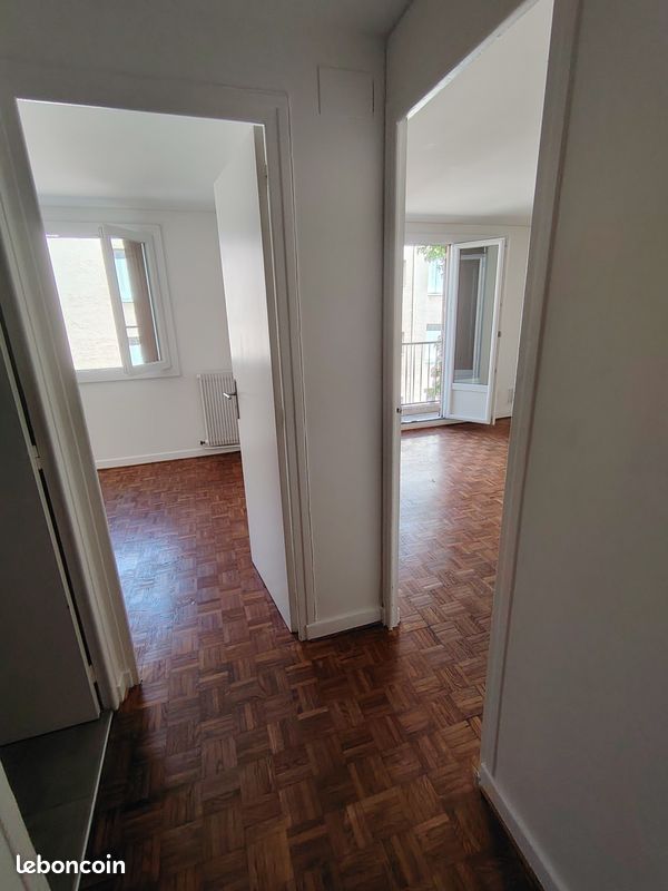 Appartement 3 pièces 35 m² · à Grenoble · 35 m² · 580 €