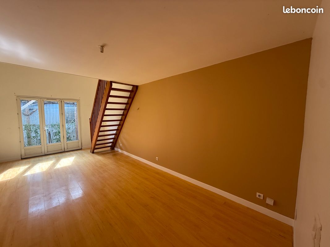 Maison 2 pièces 60 m² · à La Chaussée-sur-Marne · 60 m² · 490 €