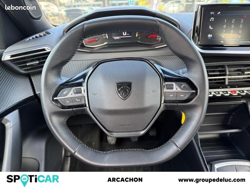 Peugeot 2008 1.2 PureTech 100ch S&S Active (image 17)