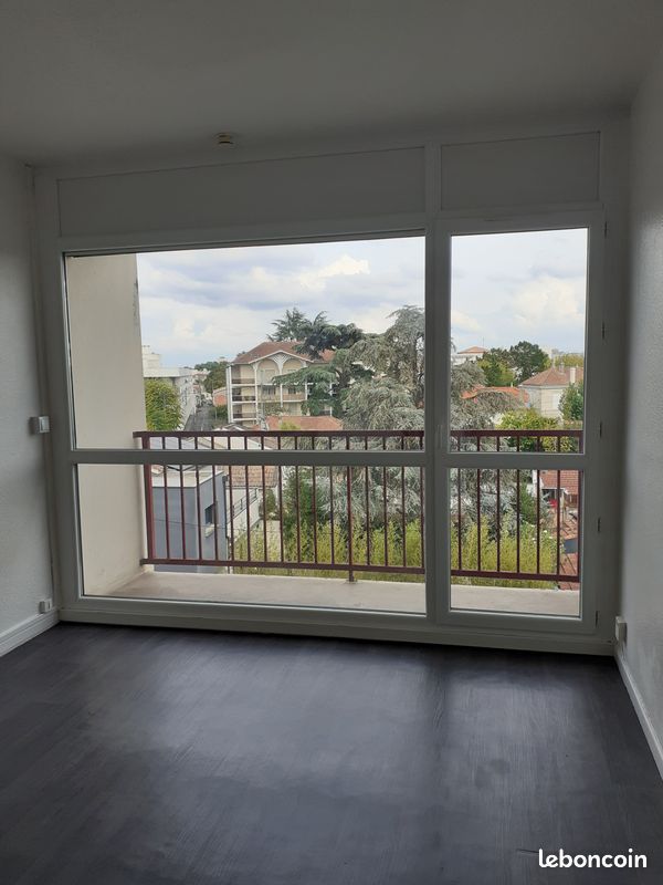 Appartement 1 pièce 15 m² · à Mérignac · 15 m² · 510 €/mois