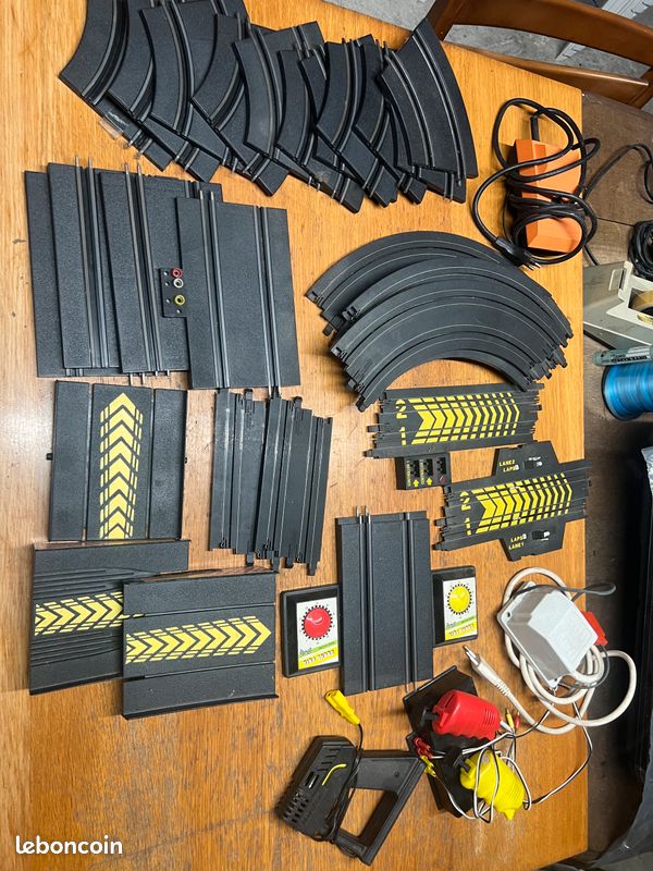 Lot de pièces pour circuit de voiture Pollistil (image 2)