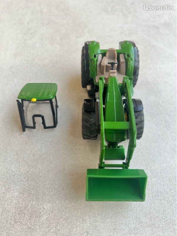 Tracteur agricole John Deere - Siku 1976 (image 3)