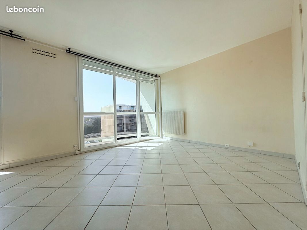 Appartement a louer plaisir - 1 pièce(s) - 31 m2 - Surfyn