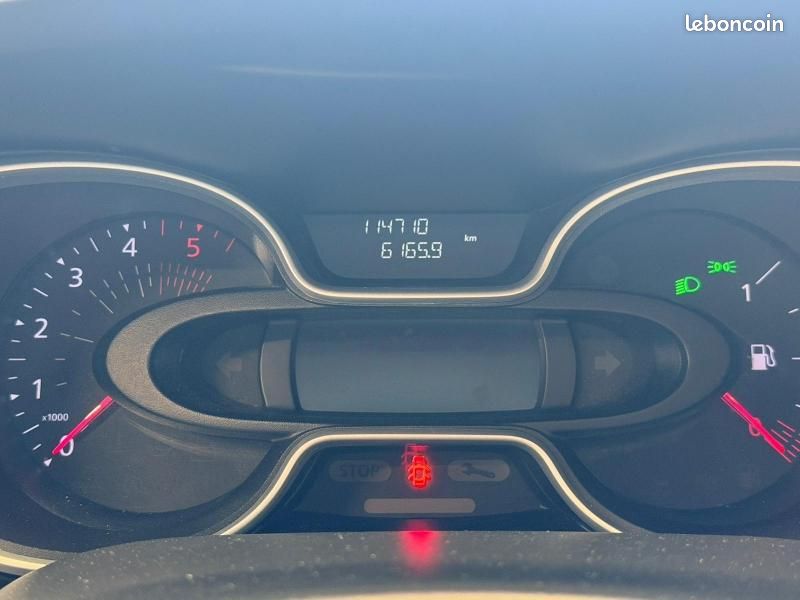 Renault Trafic Fg L1H1 1000 2.0 dCi 120ch Grand Confort E6 (image 17)
