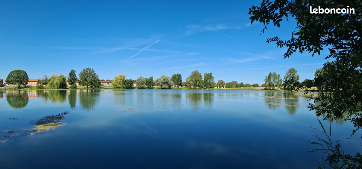 Maison au bord du lac (image 10)