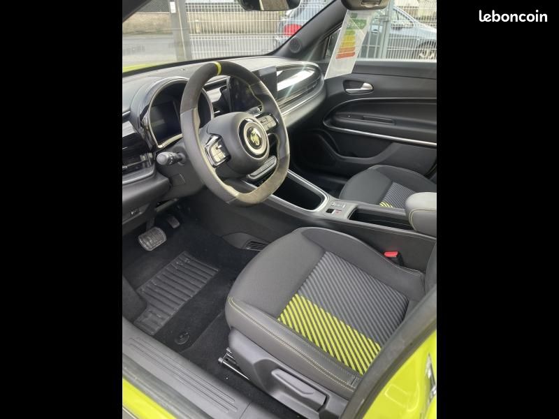 Abarth 600 e 240ch 54kWh Turismo (image 9)