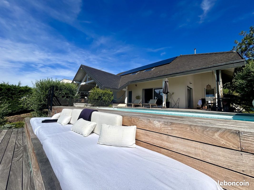 Maison 5 pièces 180 m² · à Pugny-Chatenod · 180 m² · 1 225 000 €