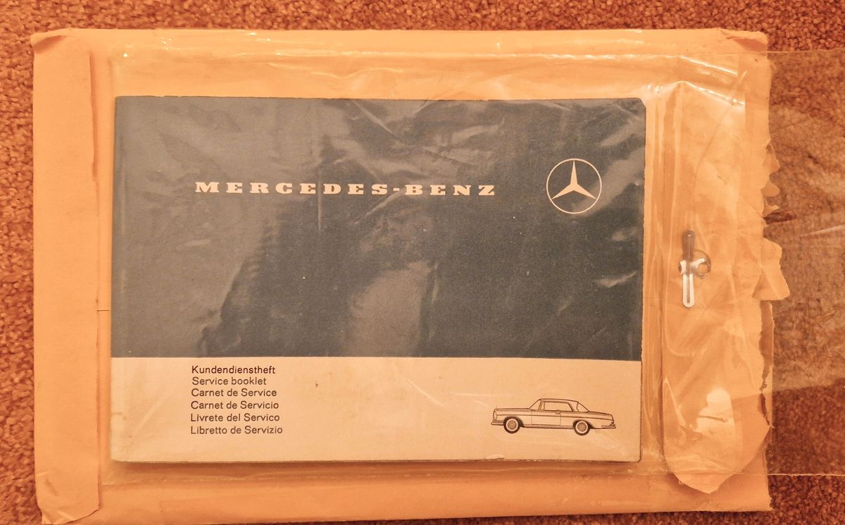 CARNET ENTRETIEN/Service Mercedes-Benz 1962 - Équipement auto
