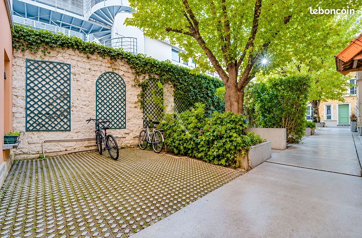Appartement 1 pièce 24 m² · à Paris · 24 m² · 235 000 €