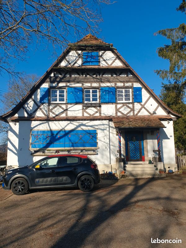 Maison 10 pièces 327 m2 (image 2)