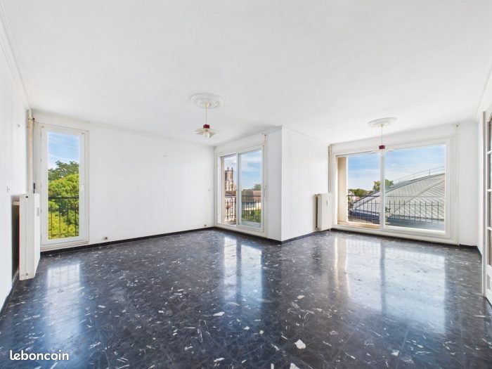 Appartement 4 pièces 98 m² · à Troyes · 98 m² · 149 000 €
