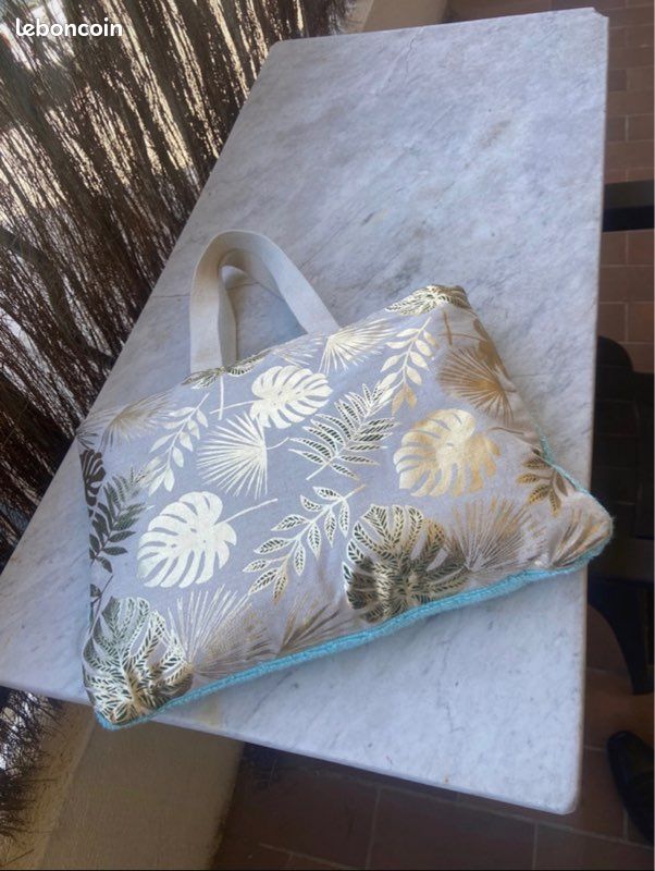 Sac-serviette été 2024 (image 1)