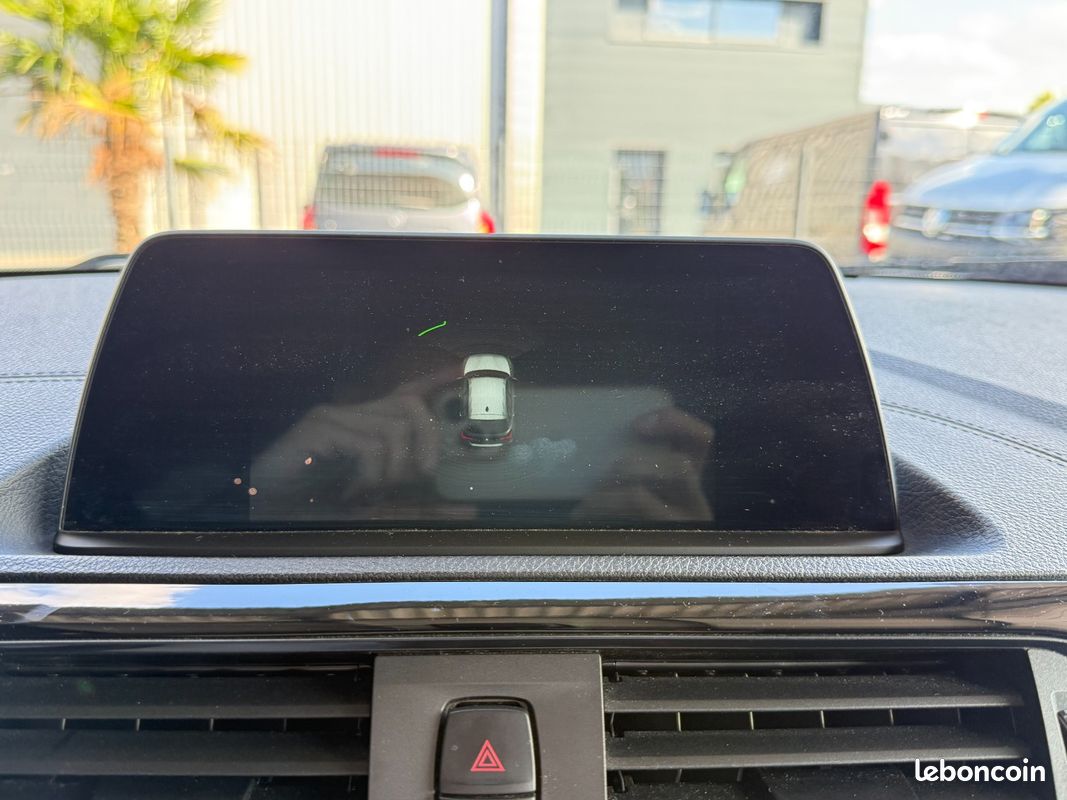 BMW SERIE 1 F20 LCI2 114d 95 CV Business Design + RADAR AV/AR + CLIM AUTO (image 23)