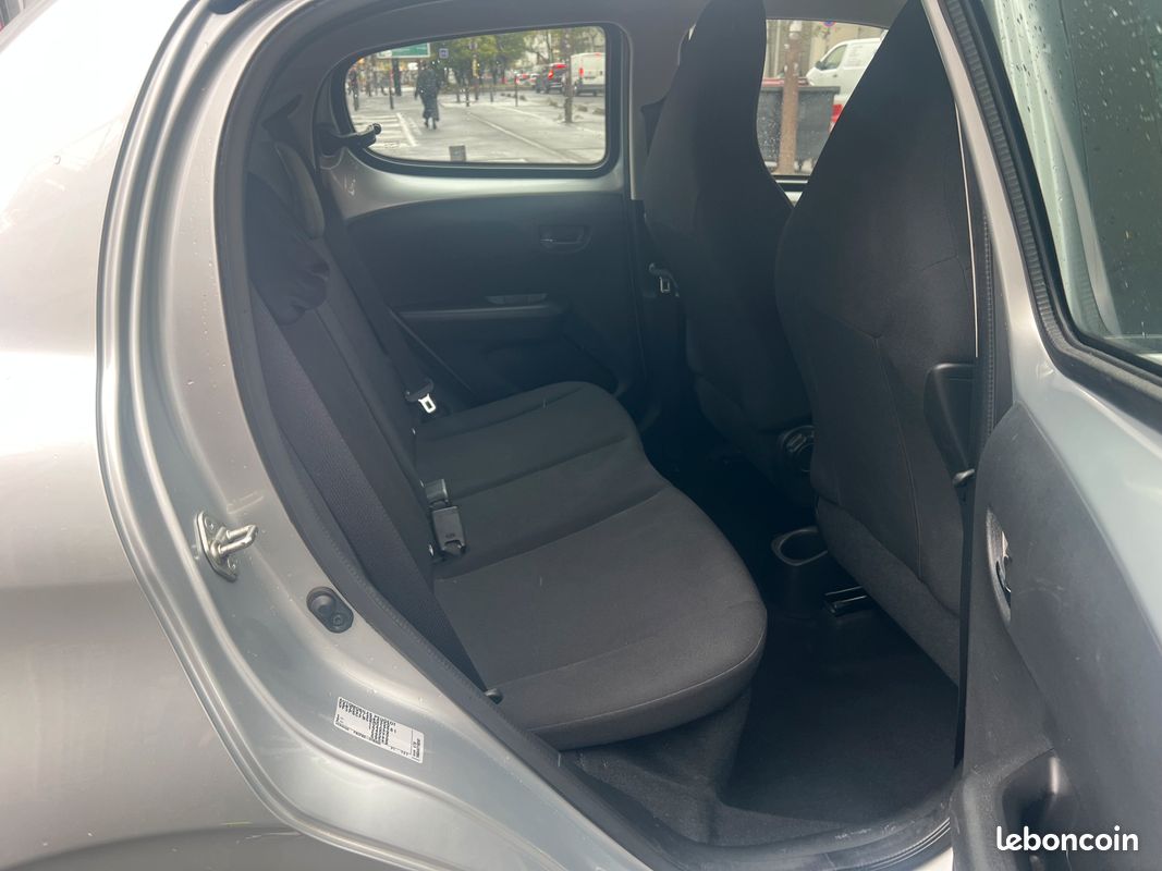 ⭐️⭐️⭐️⭐️⭐️ magnifique peugeot 108 1.0 vti 72 s&s 3cv allure 5p ( moteur toyota increvable ⭐️⭐️⭐️⭐️⭐️ ) (image 9)