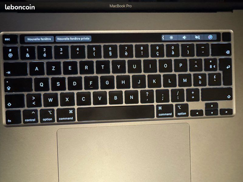 Macbook Pro 16" - INTEL i9 8 coeurs - 16Go Ram - 1to (image 7)