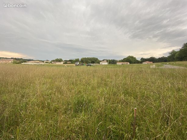 Terrain 615 m² Cauneille