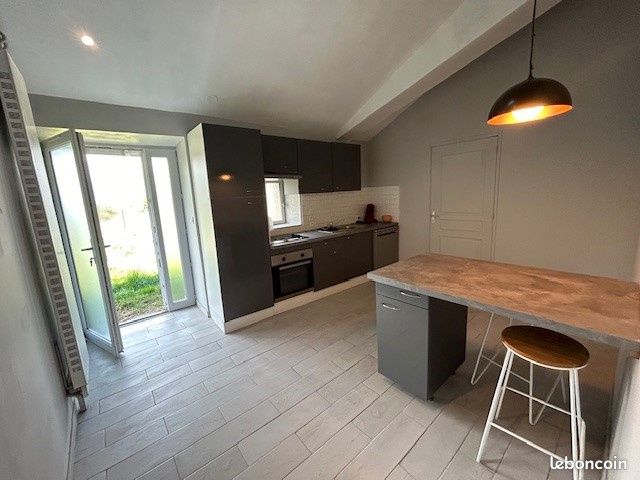 Maison 6 pièces 114 m² · à Sommières-du-Clain · 114 m² · 144 450 €